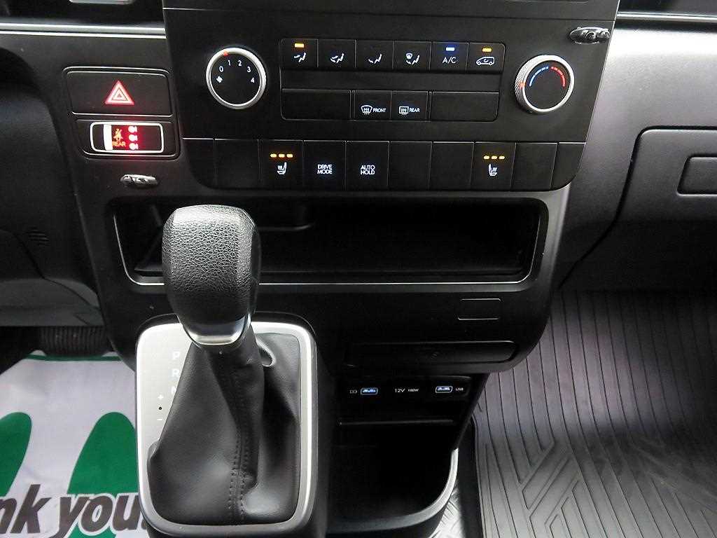 HYUNDAI Staria 2022 Blanco - Importación desde Corea - HF Imports Iquique - Foto 15