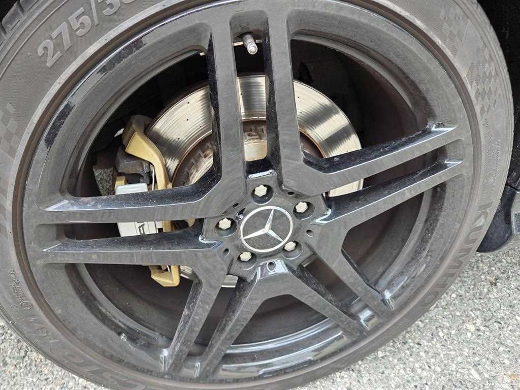 Mercedes Benz CL Class - Vista 3