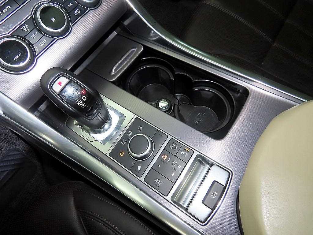 Land Rover Range Rover Sports - Vista 12