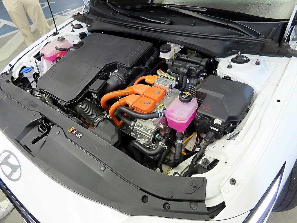 HYUNDAI Avante 2024 Blanco - Importación desde Corea - HF Imports Iquique - Foto 19