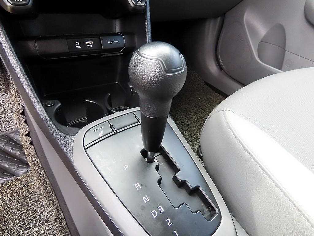 KIA Morning - Vista 11