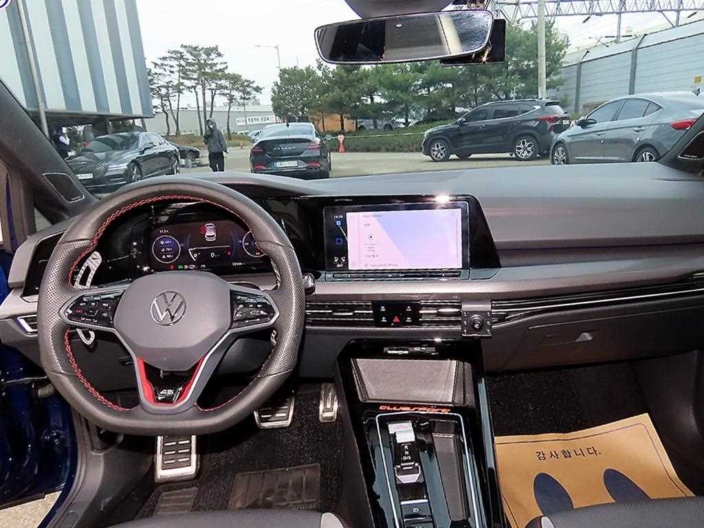 Volkswagen Golf - Vista 7