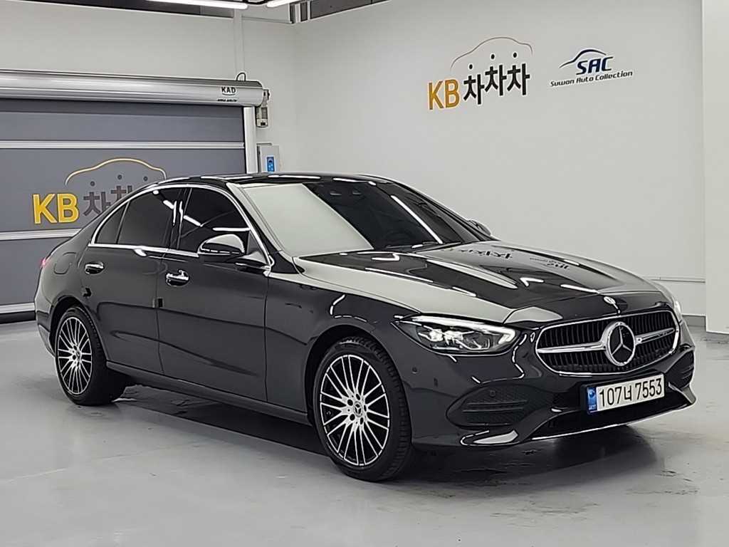 Mercedes Benz C Class - Vista 4