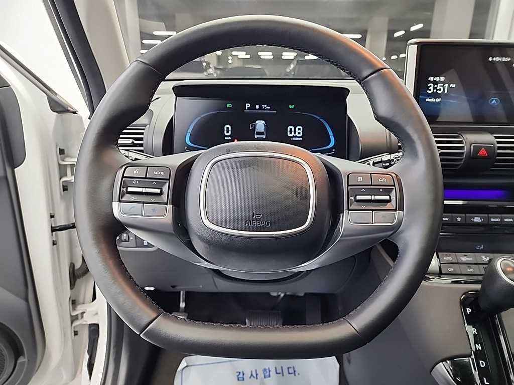 HYUNDAI Casper - Vista 9