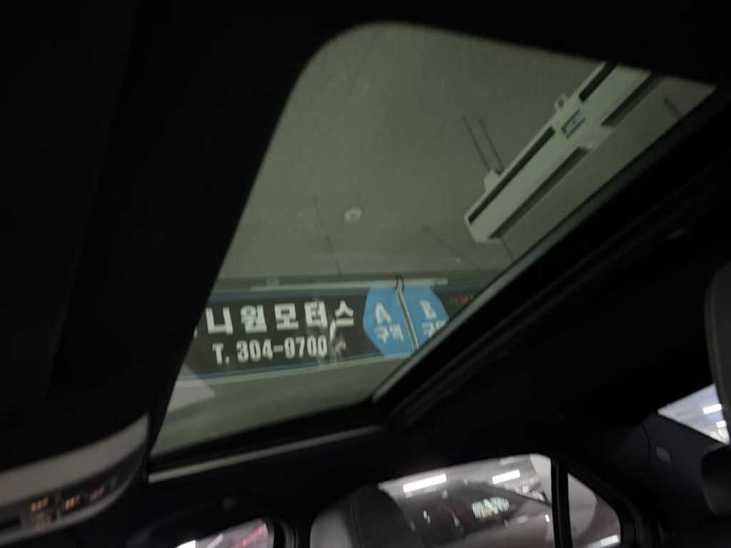 Mercedes Benz E class - Vista 10