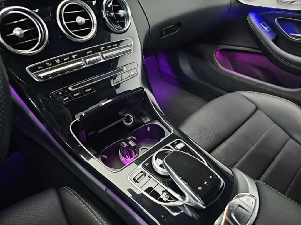 Mercedes Benz C Class - Vista 10