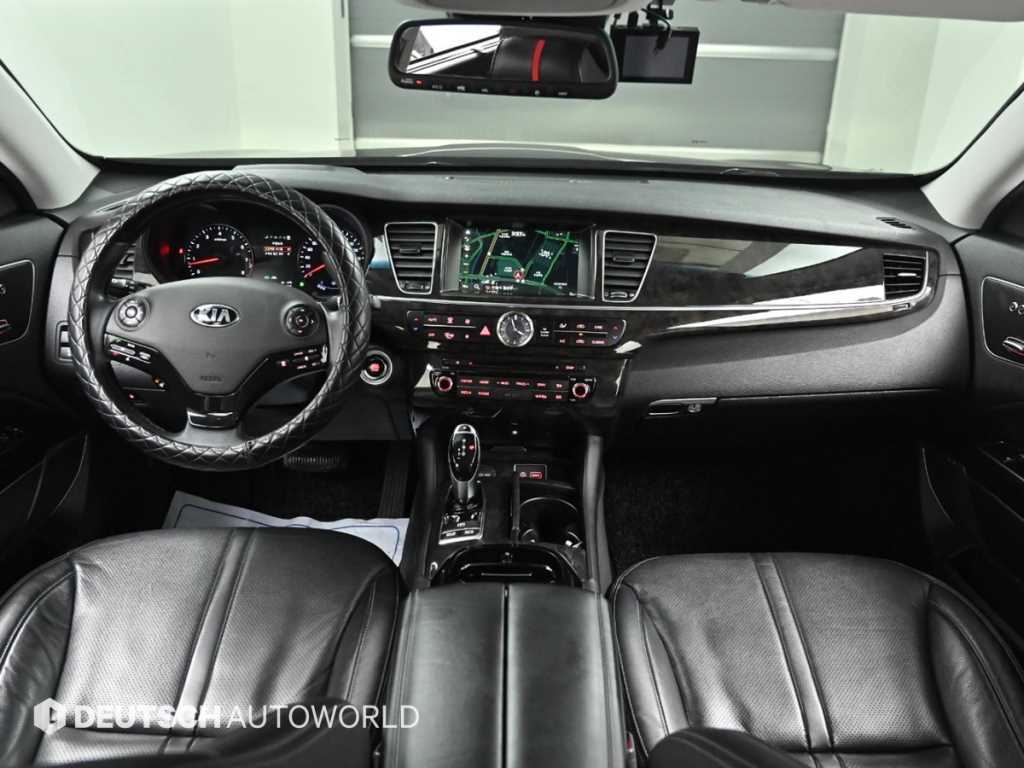 KIA K9 - Vista 7