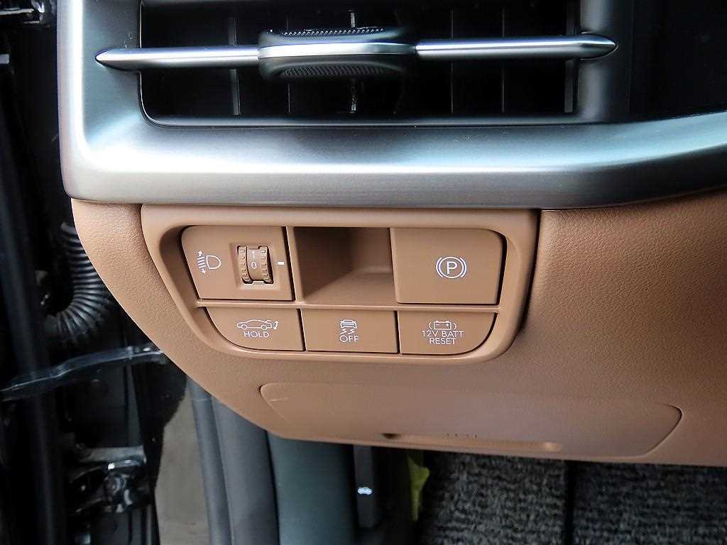 HYUNDAI Grandeur - Vista 12