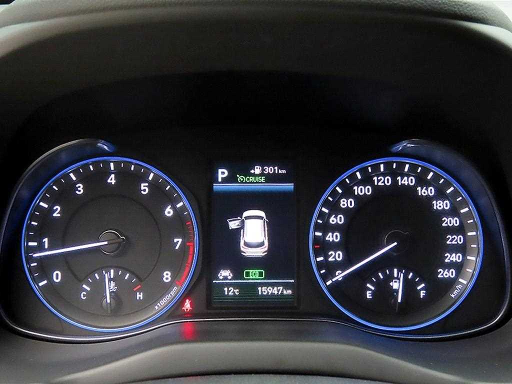 HYUNDAI Kona - Vista 8