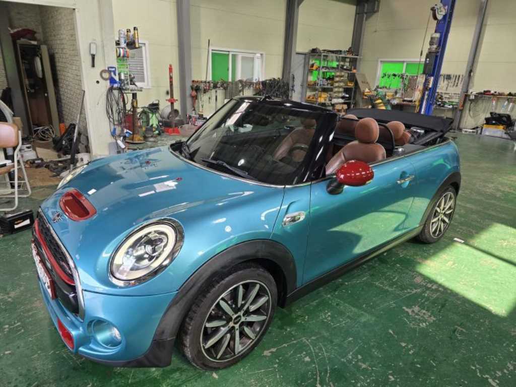 Mini Cooper Convertible - Vista 8