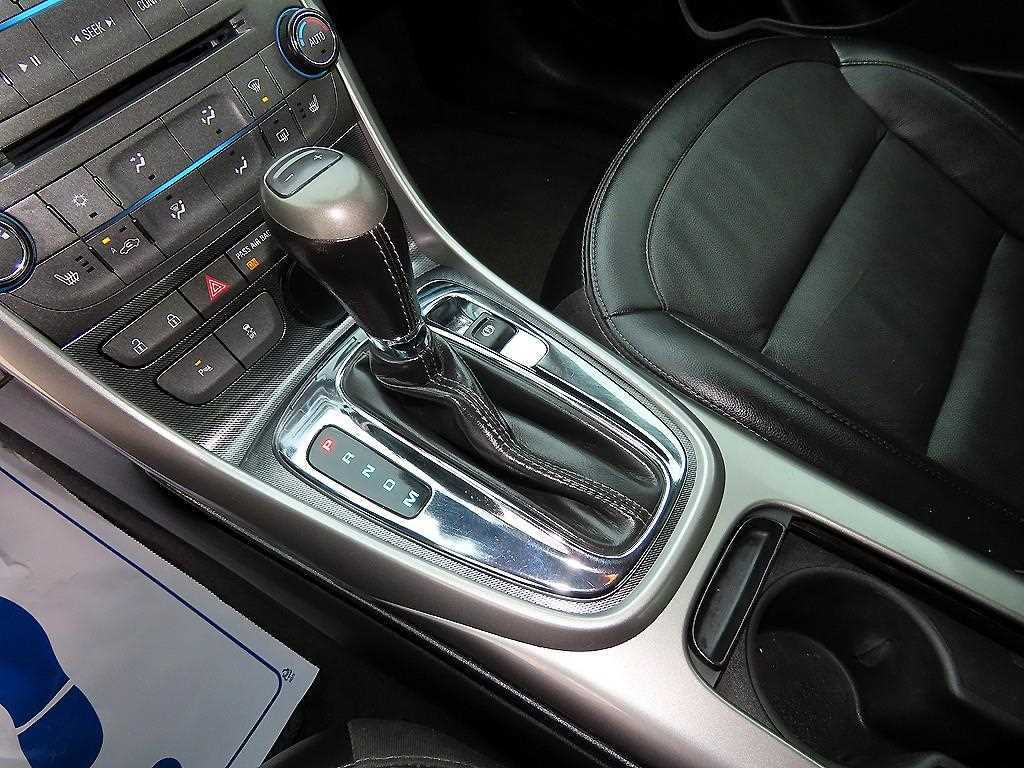 Chevrolet Malibu - Vista 10