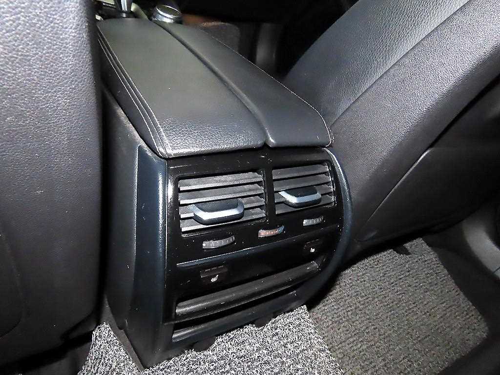 BMW 5 Series 2018 Negro - Importación desde Corea - HF Imports Iquique - Foto 16