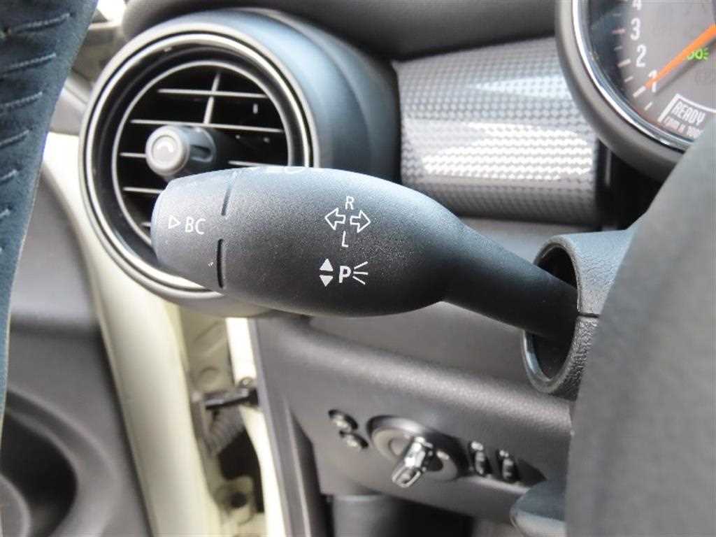 Mini Cooper - Vista 10