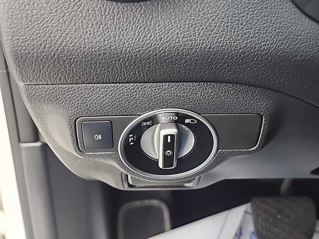 Mercedes Benz CLA Class 2018 Blanco - Importación desde Corea - HF Imports Iquique - Foto 18