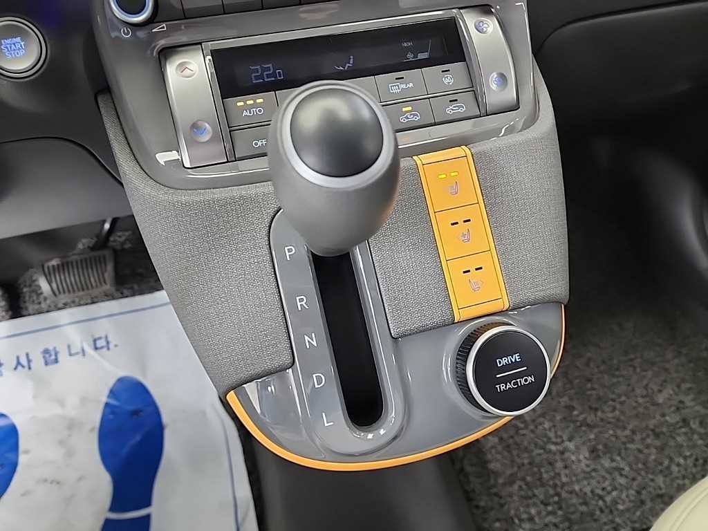 HYUNDAI Casper - Vista 8