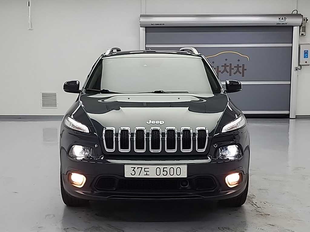 Jeep Cherokee - Vista 3