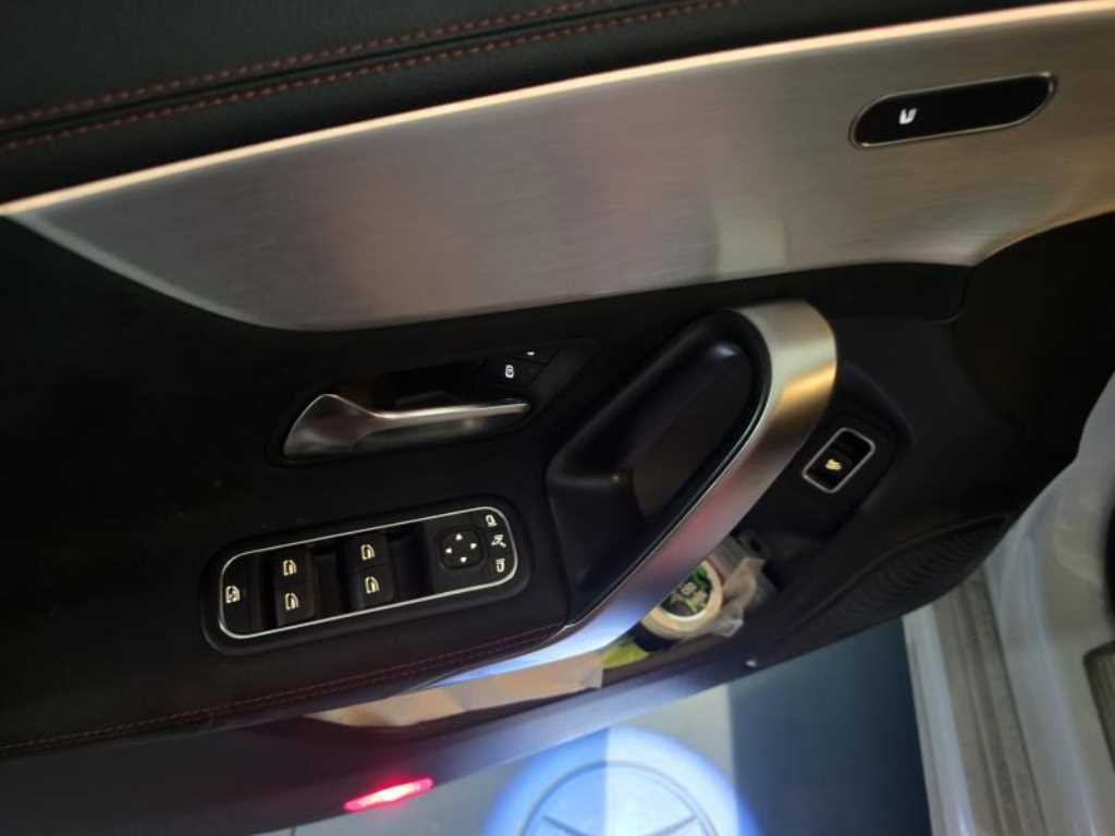 Mercedes Benz CLA Class - Vista 9