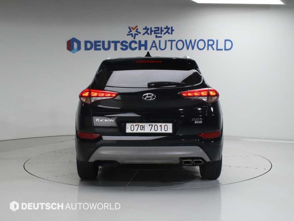 HYUNDAI Tucson - Vista 4