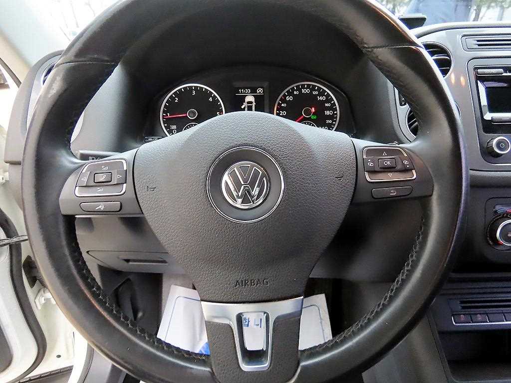 Volkswagen Tiguan - Vista 8