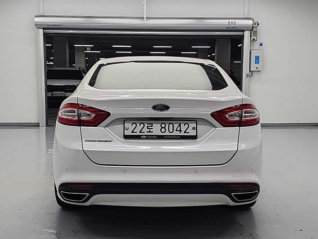 Ford Mondeo - Vista 3