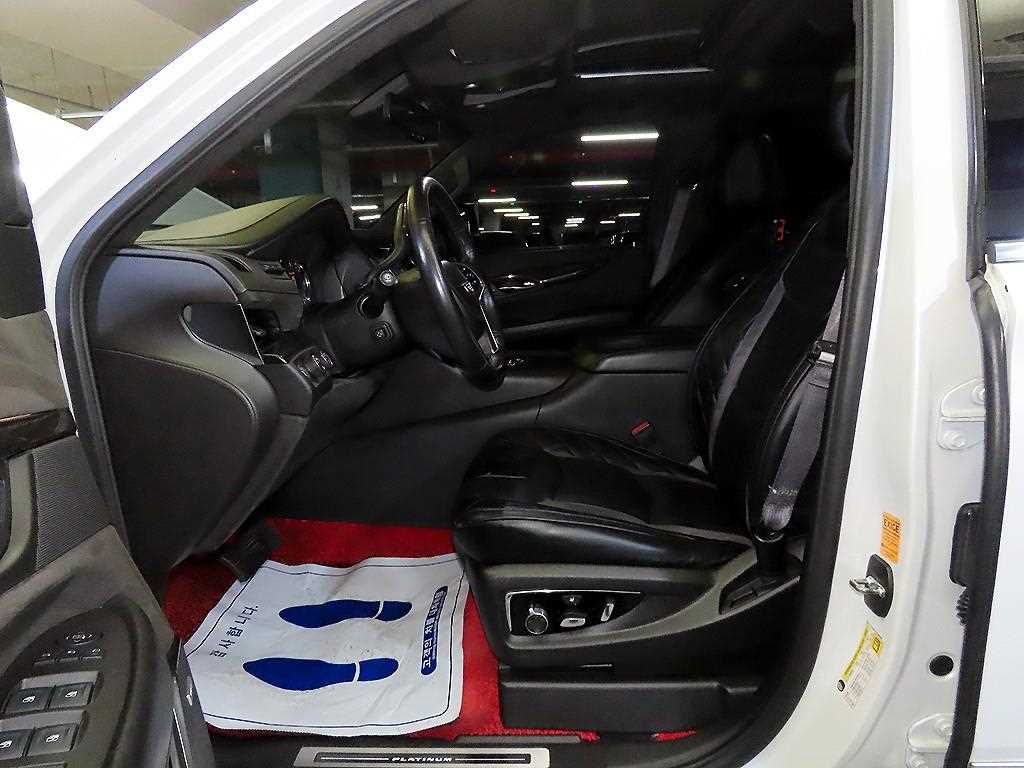 Cadillac Escalade - Vista 6