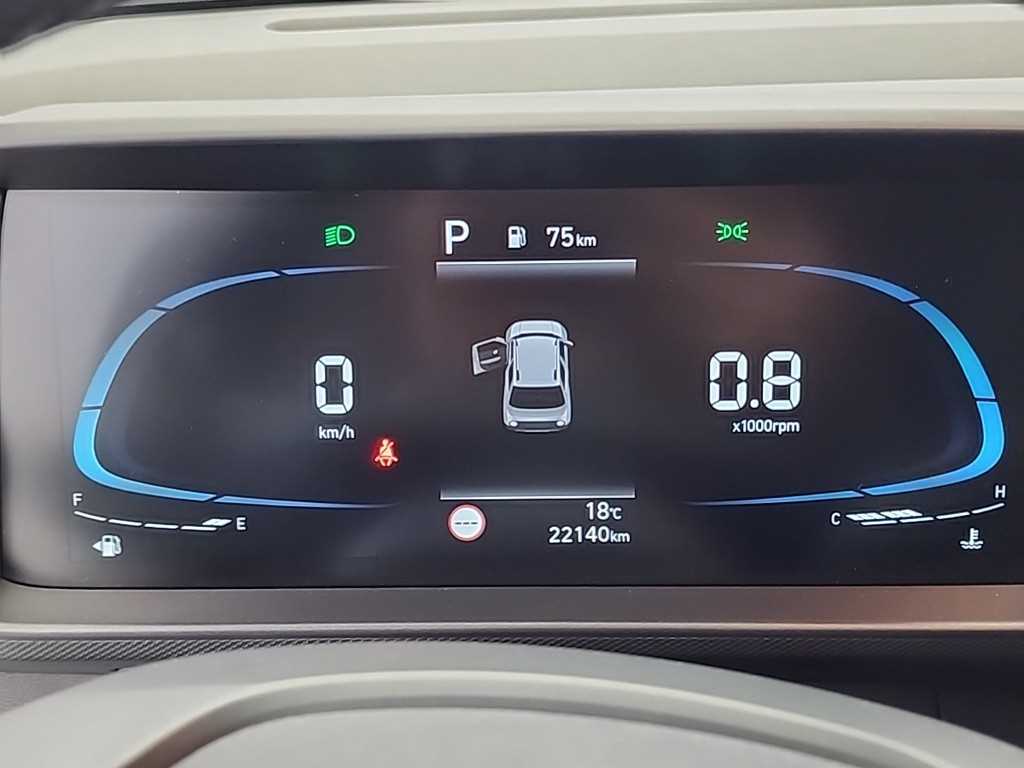 HYUNDAI Casper - Vista 6