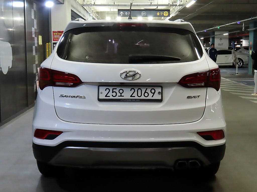 HYUNDAI Santa Fe - Vista 5