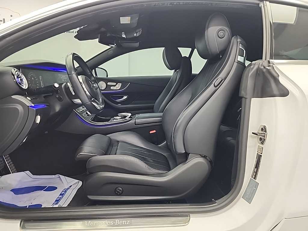 Mercedes Benz E class - Vista 11