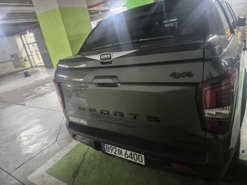 Ssangyong Musso - Vista 4