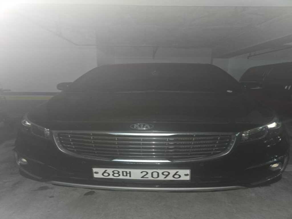 KIA Carnival 2018 Negro - Importación desde Corea - HF Imports Iquique - Foto 1