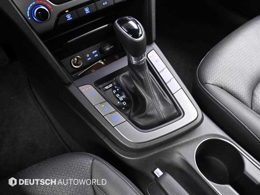 HYUNDAI Avante - Vista 9