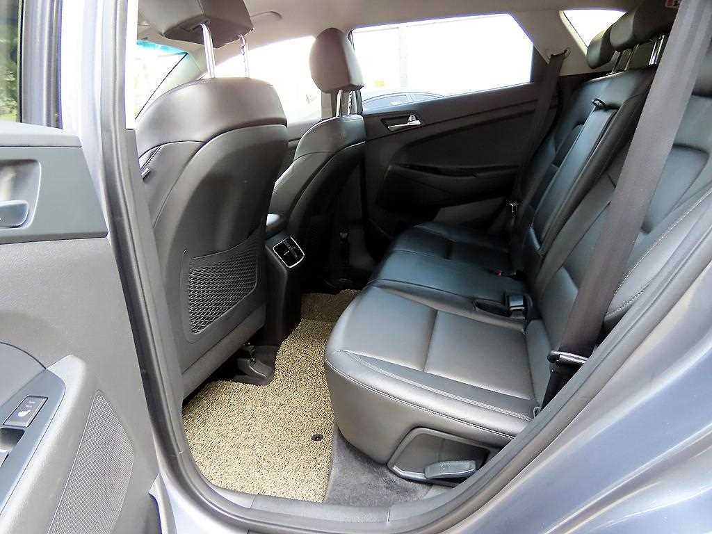 HYUNDAI Tucson - Vista 6