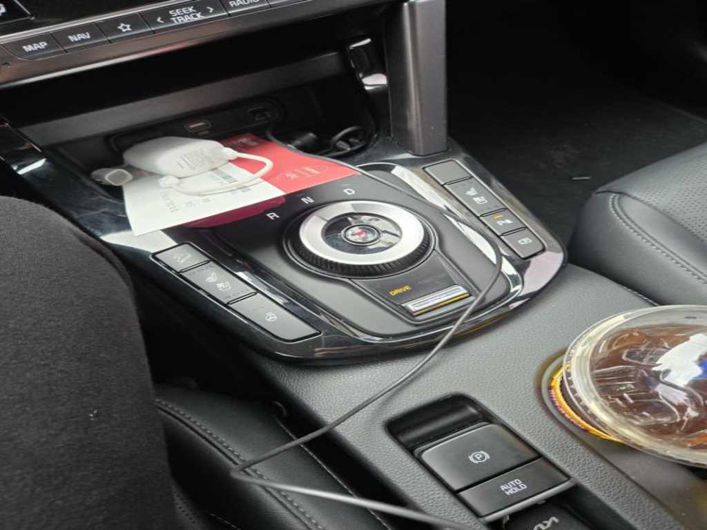 KIA Seltos - Vista 6