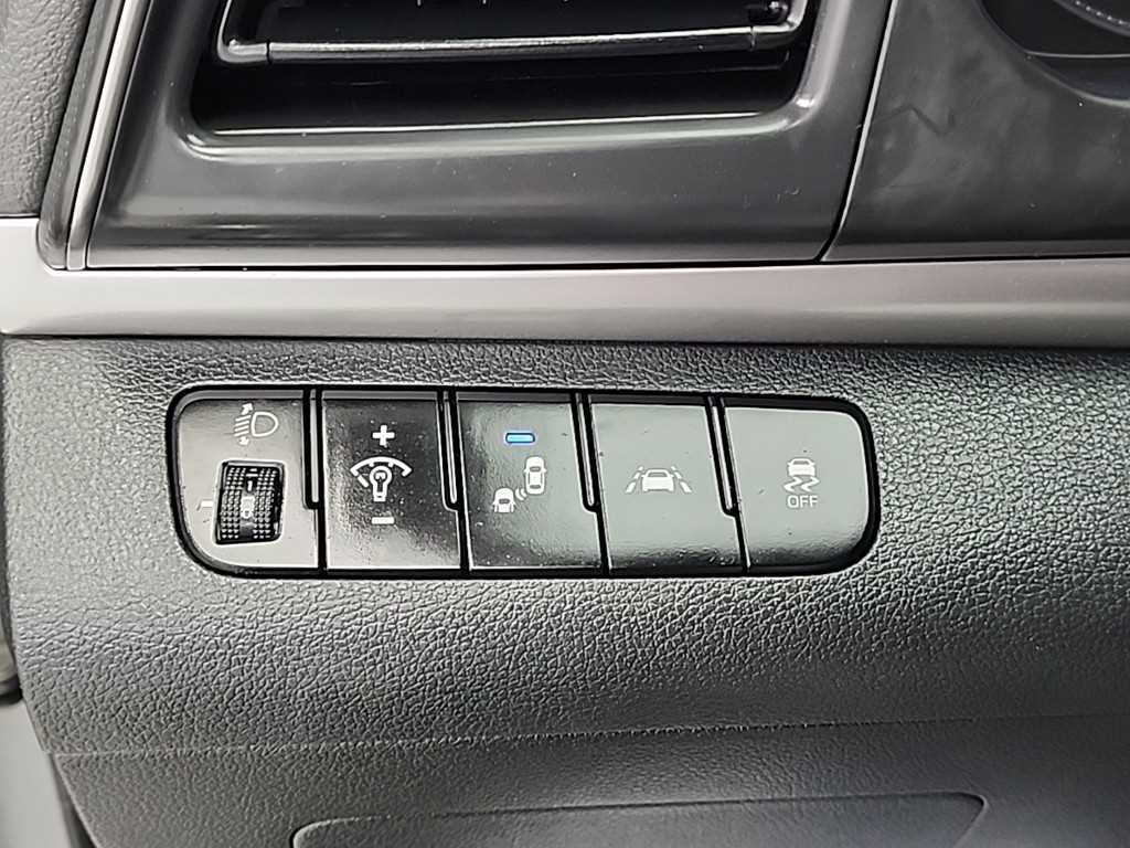 HYUNDAI Avante 2019 Gris - Importación desde Corea - HF Imports Iquique - Foto 16