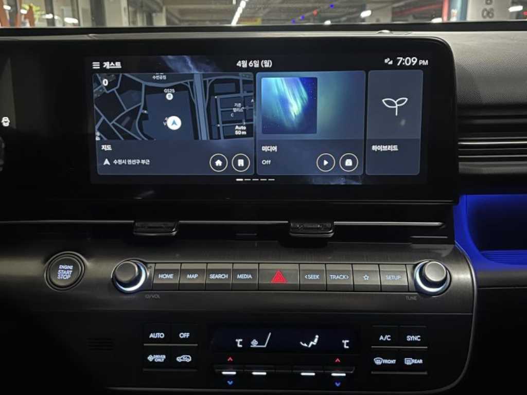 HYUNDAI Kona - Vista 10