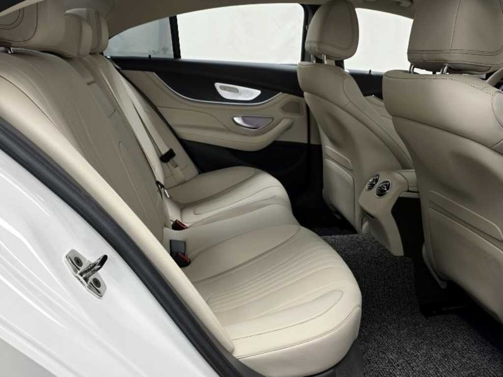 Mercedes Benz CLS Class - Vista 12