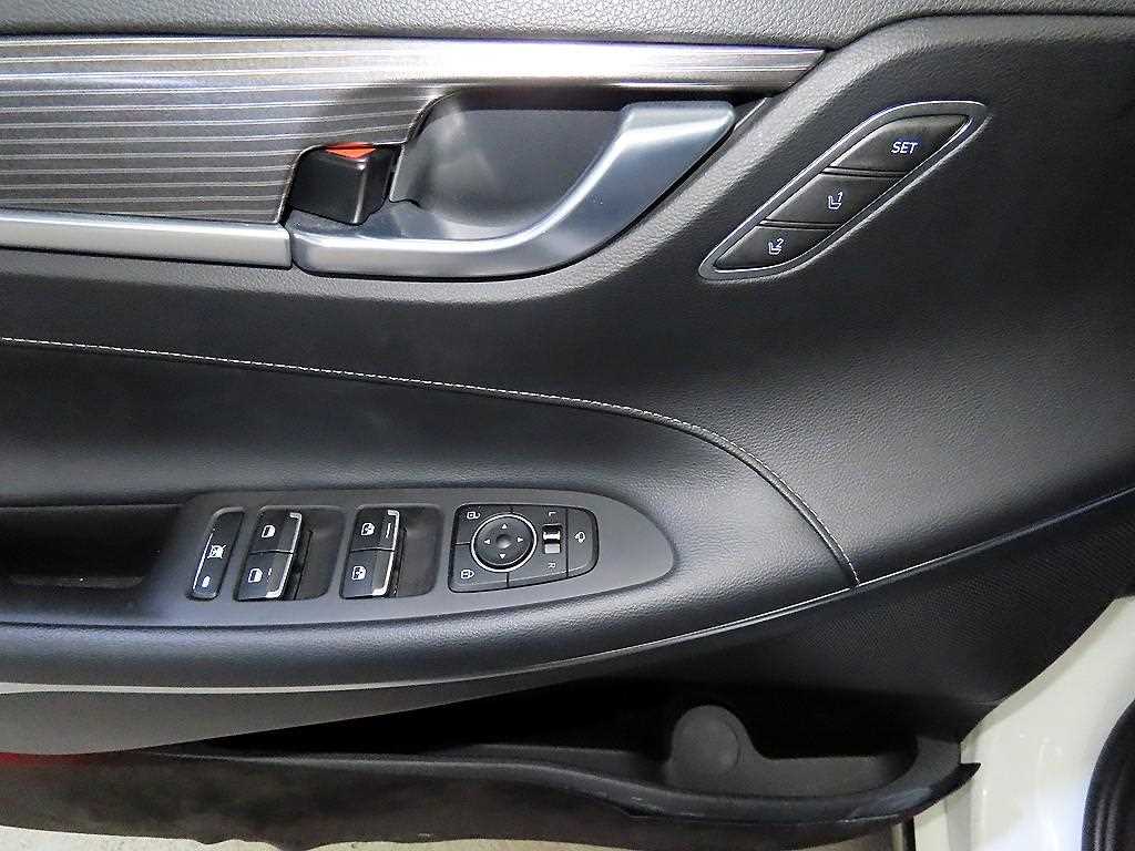 HYUNDAI Grandeur 2018 Blanco - Importación desde Corea - HF Imports Iquique - Foto 13