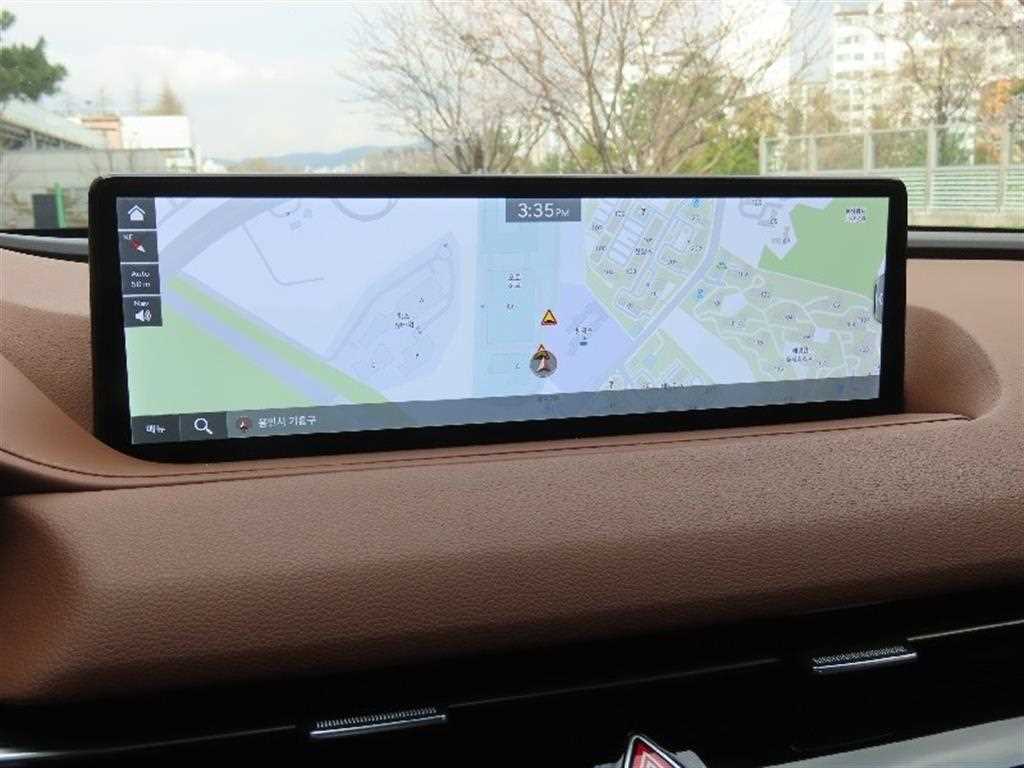 Genesis G80 - Vista 8