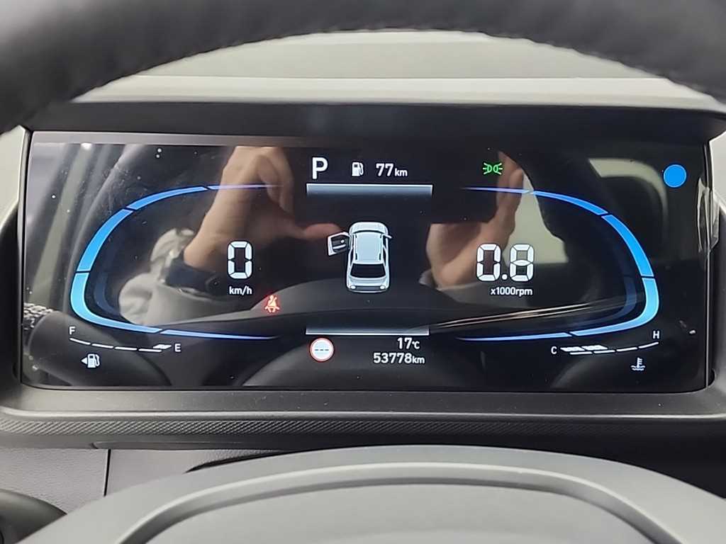 HYUNDAI Casper - Vista 6