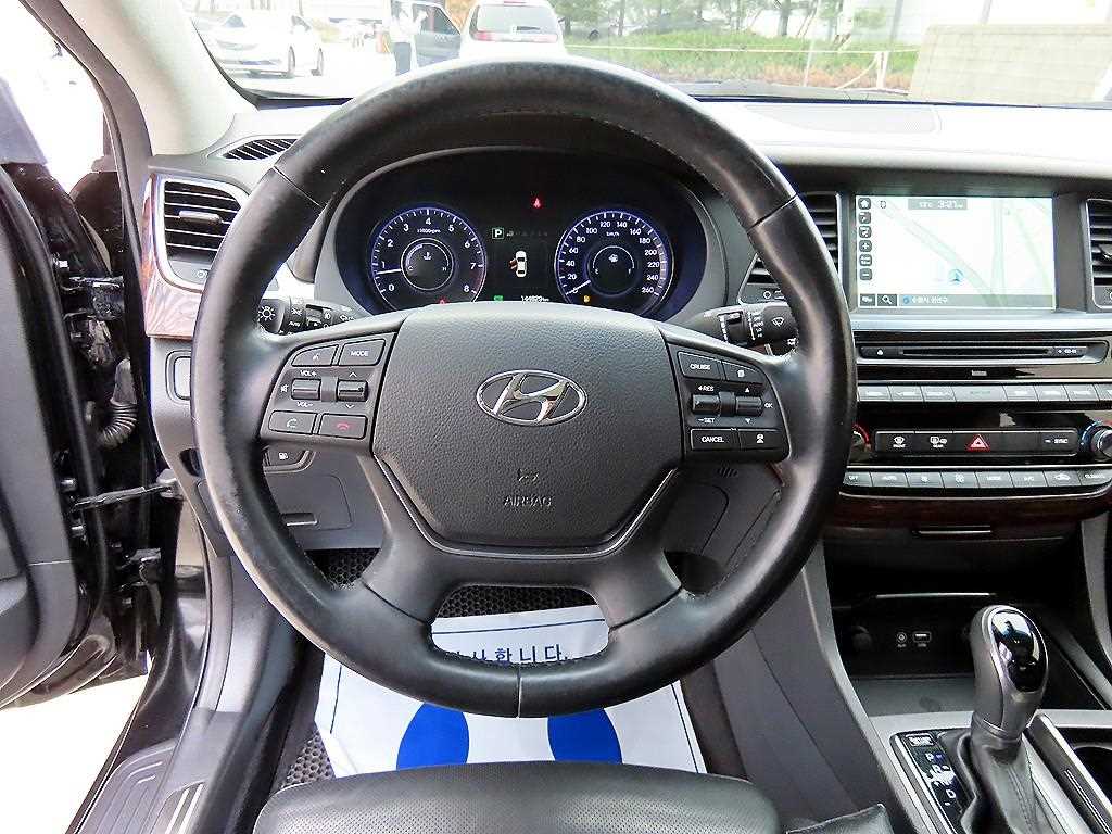 HYUNDAI Aslan - Vista 7