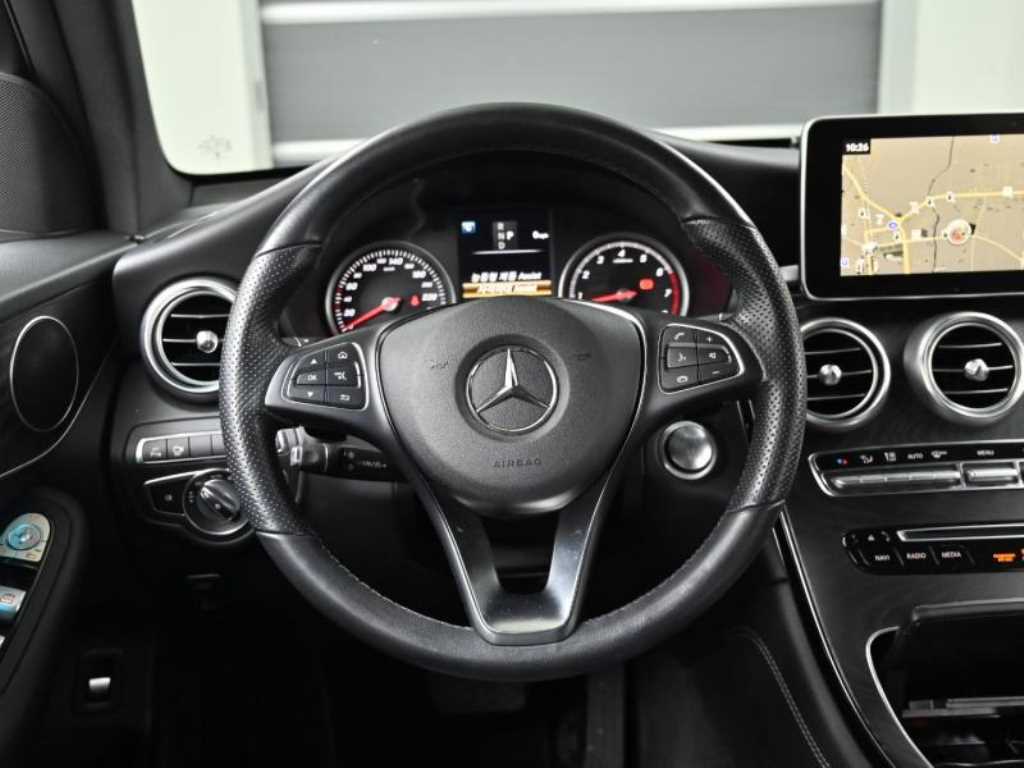 Mercedes Benz GLC Class 2019 Gris - Importación desde Corea - HF Imports Iquique - Foto 13