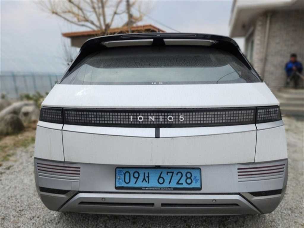 HYUNDAI Ioniq 5 - Vista 2