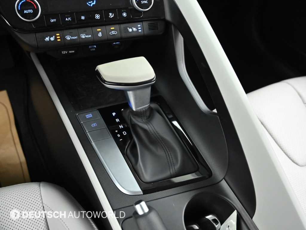 HYUNDAI Avante - Vista 9