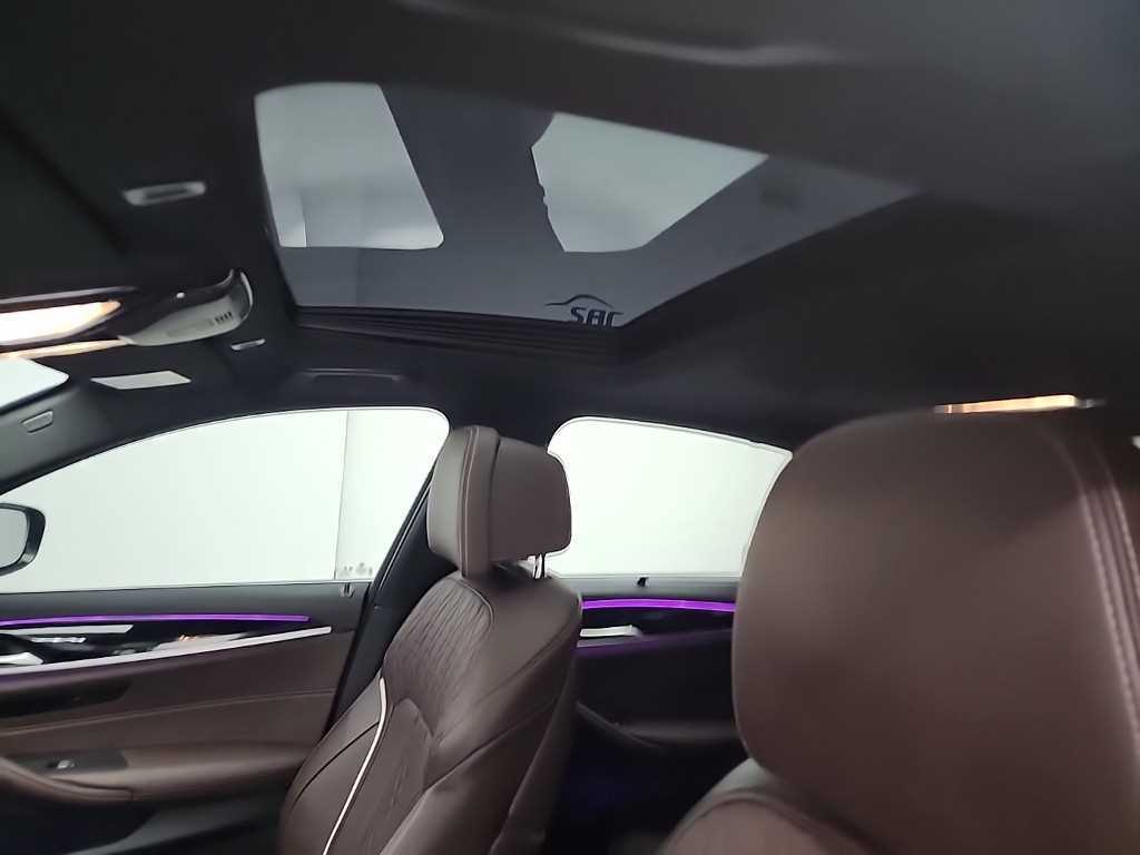 BMW 5 Series 2023 Negro - Importación desde Corea - HF Imports Iquique - Foto 14