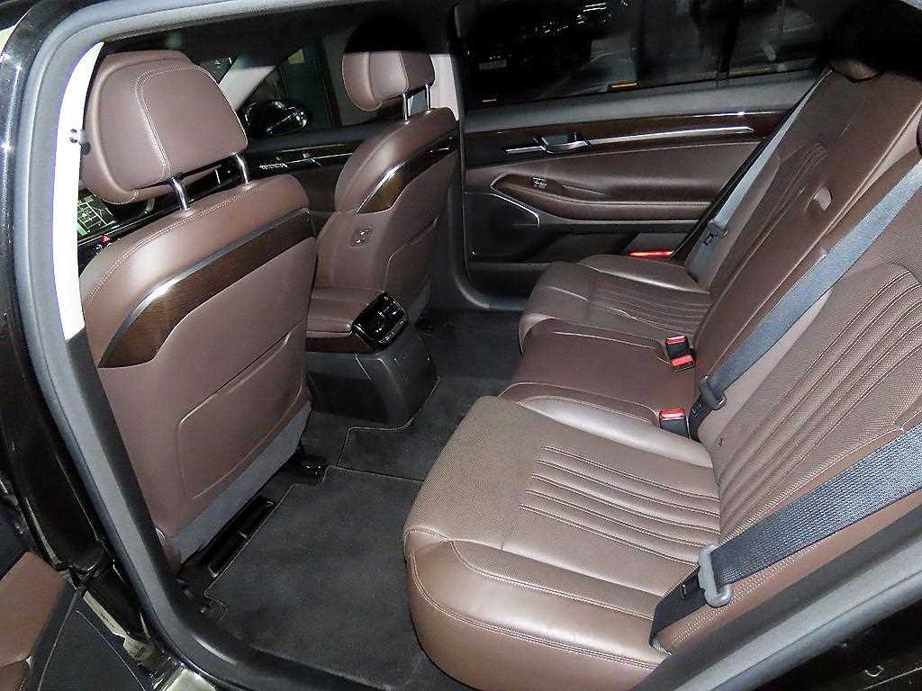 Genesis EQ900 - Vista 7