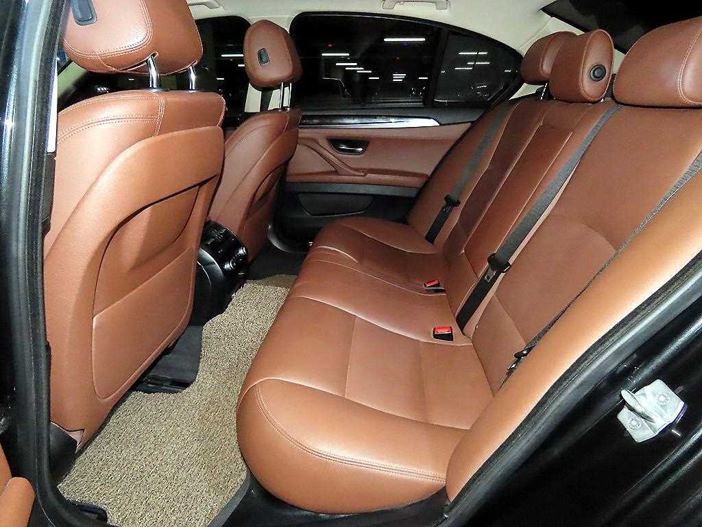 BMW 5 Series - Vista 7