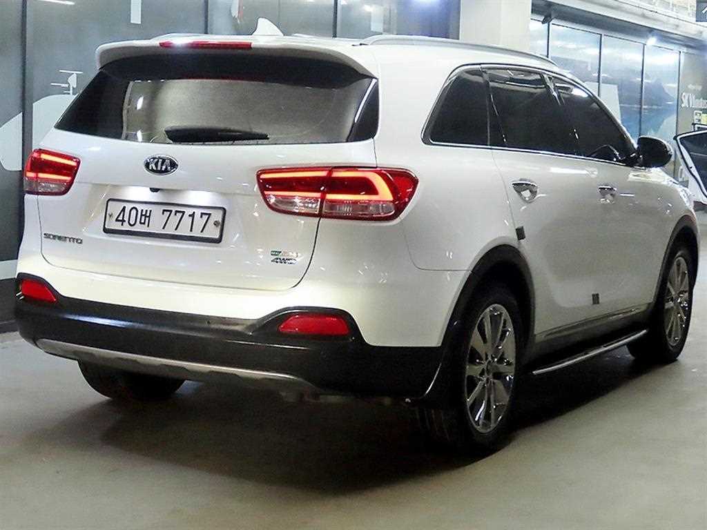 KIA Sorento - Vista 4