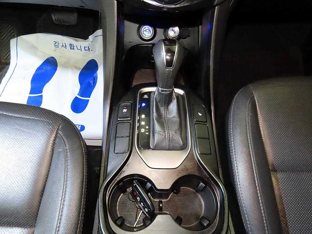 HYUNDAI Santa Fe - Vista 12