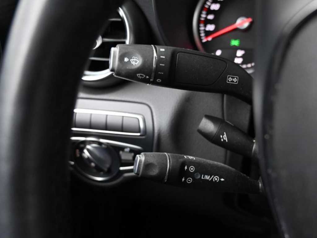 Mercedes Benz GLC Class 2019 Gris - Importación desde Corea - HF Imports Iquique - Foto 18