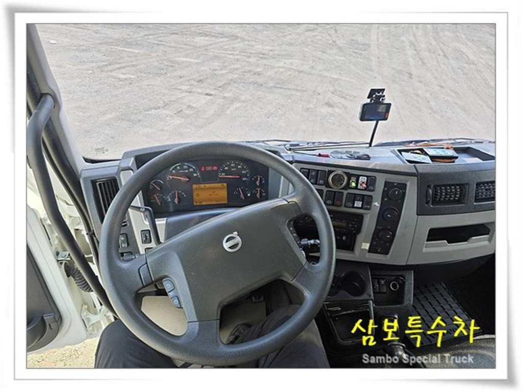 medium and large cargo apChoukJingae - Vista 12